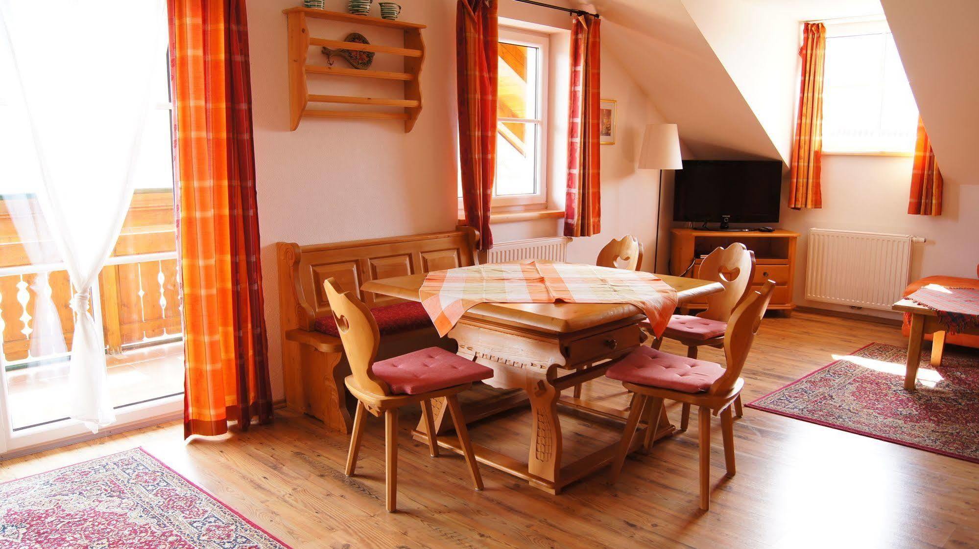 Appartementhaus Eberlhof Assachberg Екстериор снимка
